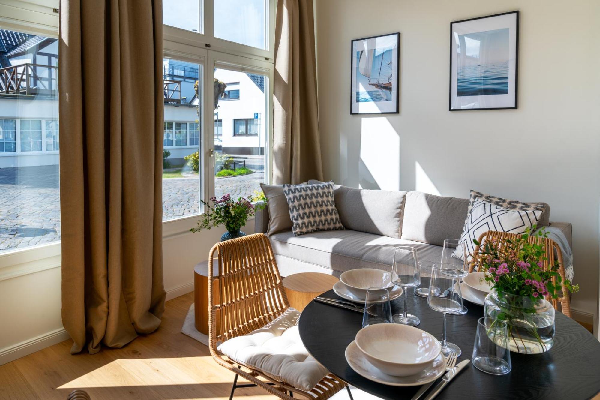 Kapitaenshaus Friedrich Franz - Premium Apartments 200 Meter Vom Strand Und Alten Strom Rostock Exterior photo